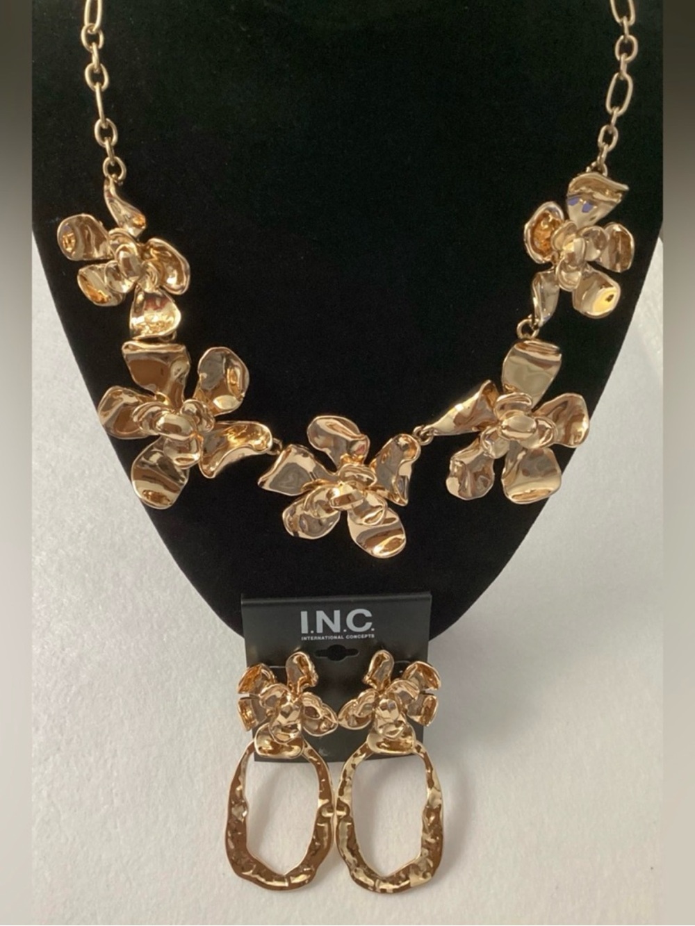 INC International Concepts Gold Floral Cluster Necklace and Drop Earrings Set